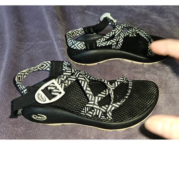 Chaco ZX/1 Classic Sandal Women's size 7 Black/White Jacquard Webbing Outdoor - Picture 2 of 5